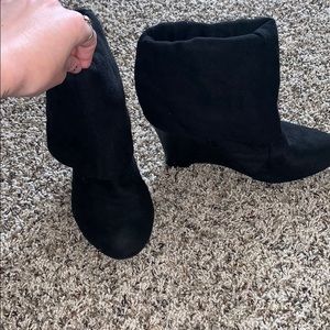 4 for $8 Black fold over wedge booties